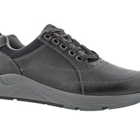 Men's Drew Footwear in Black. Sku: 40111-146E