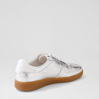 Women's Django & Juliette Dari in Silver-Gum Sole Shrunken Leather. Sku: DJ21134SIUCM